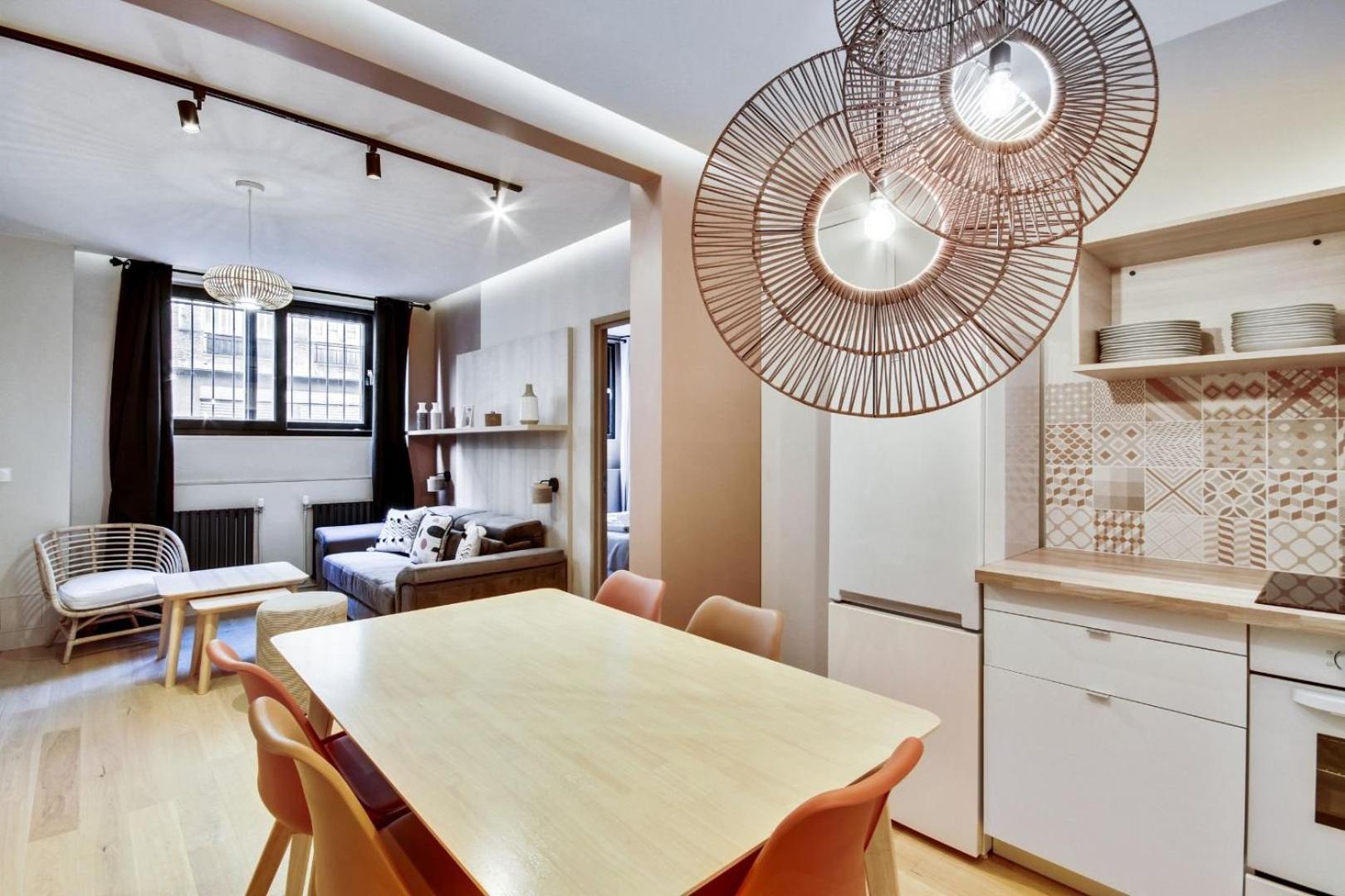 198 Suite Emma - Superb Apartment In París Exterior foto